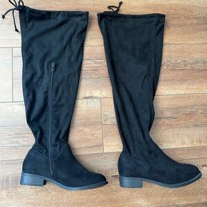 Black Over-the-Knee Women's Boots - Classic Tall Riding Style *wide calf*
